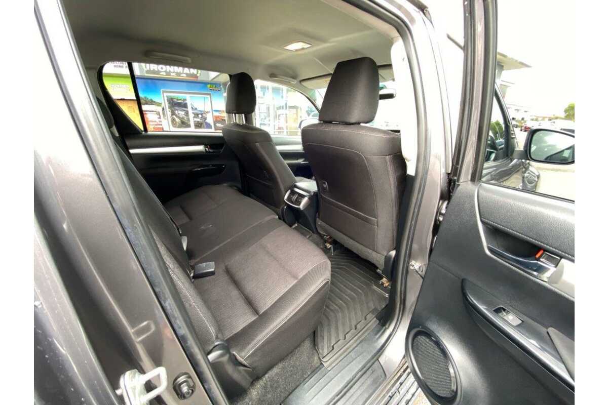 2020 Toyota HiLux SR5 GUN126R