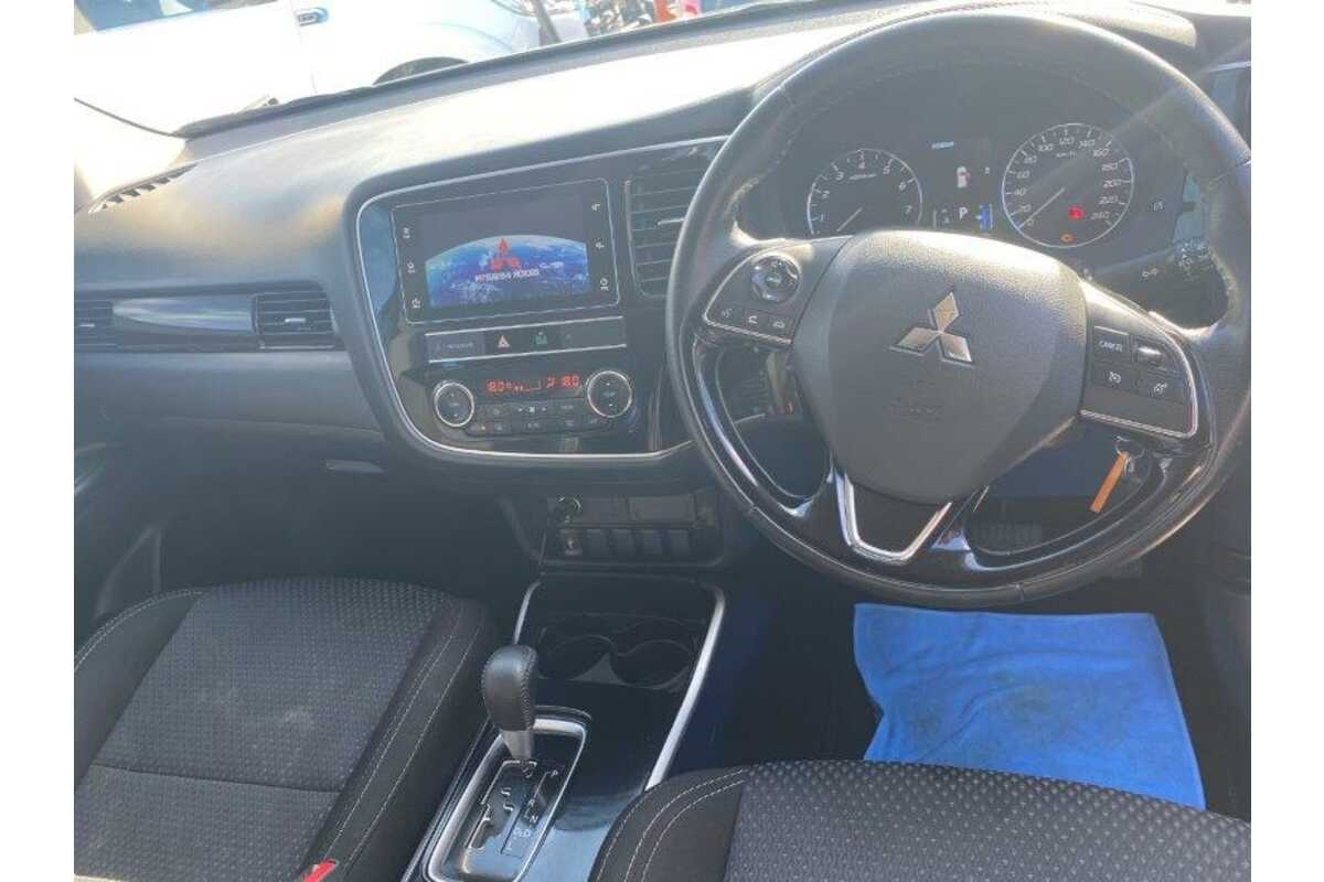 2016 Mitsubishi Outlander XLS ZK MY16