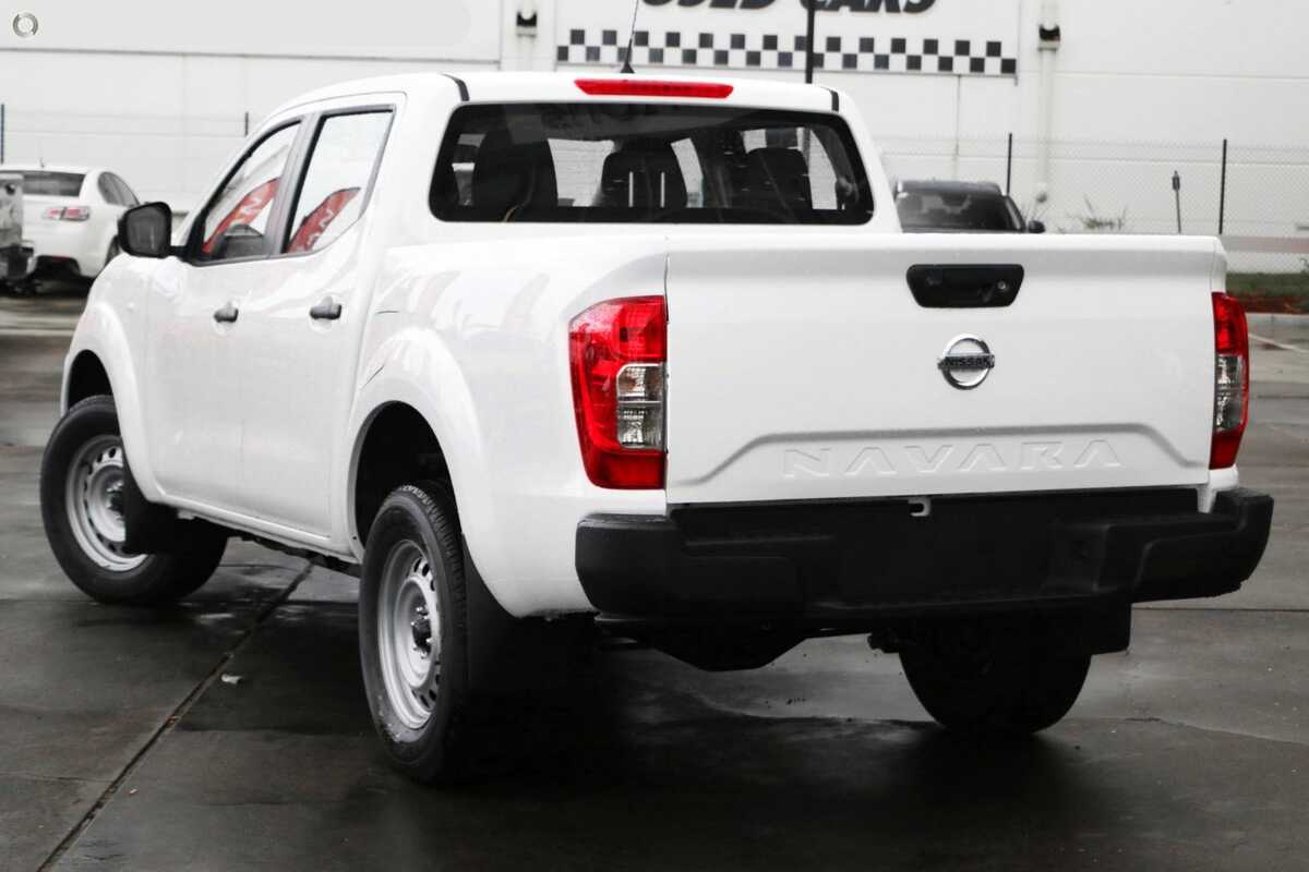 2023 Nissan Navara SL D23