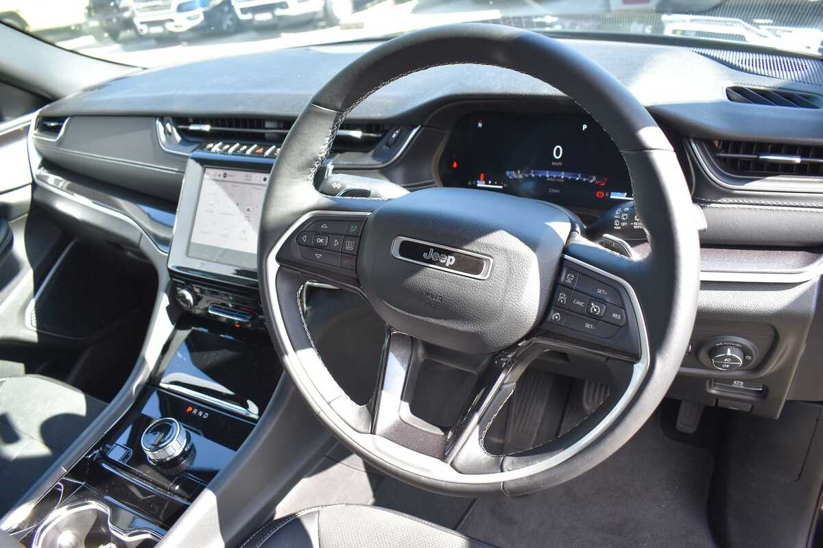 2022 Jeep Grand Cherokee L Night Eagle WL