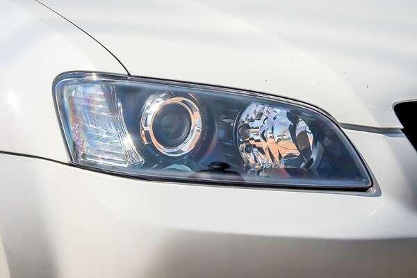 2010 Holden Commodore SV6 VE
