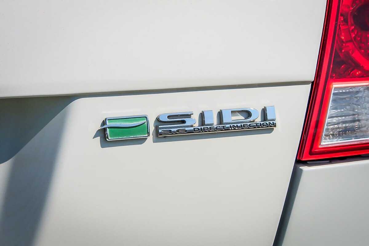 2010 Holden Commodore SV6 VE