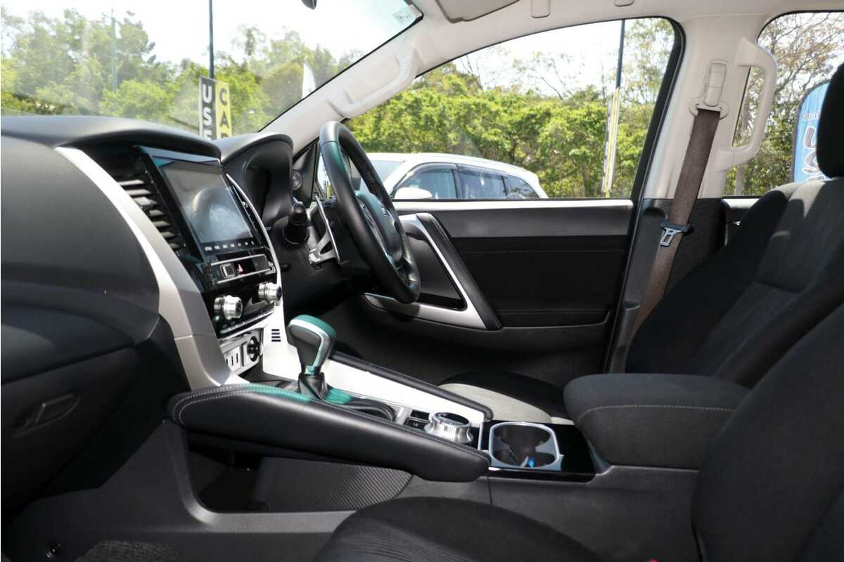 2022 Mitsubishi Pajero Sport GLX QF