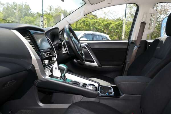 2022 Mitsubishi Pajero Sport GLX QF