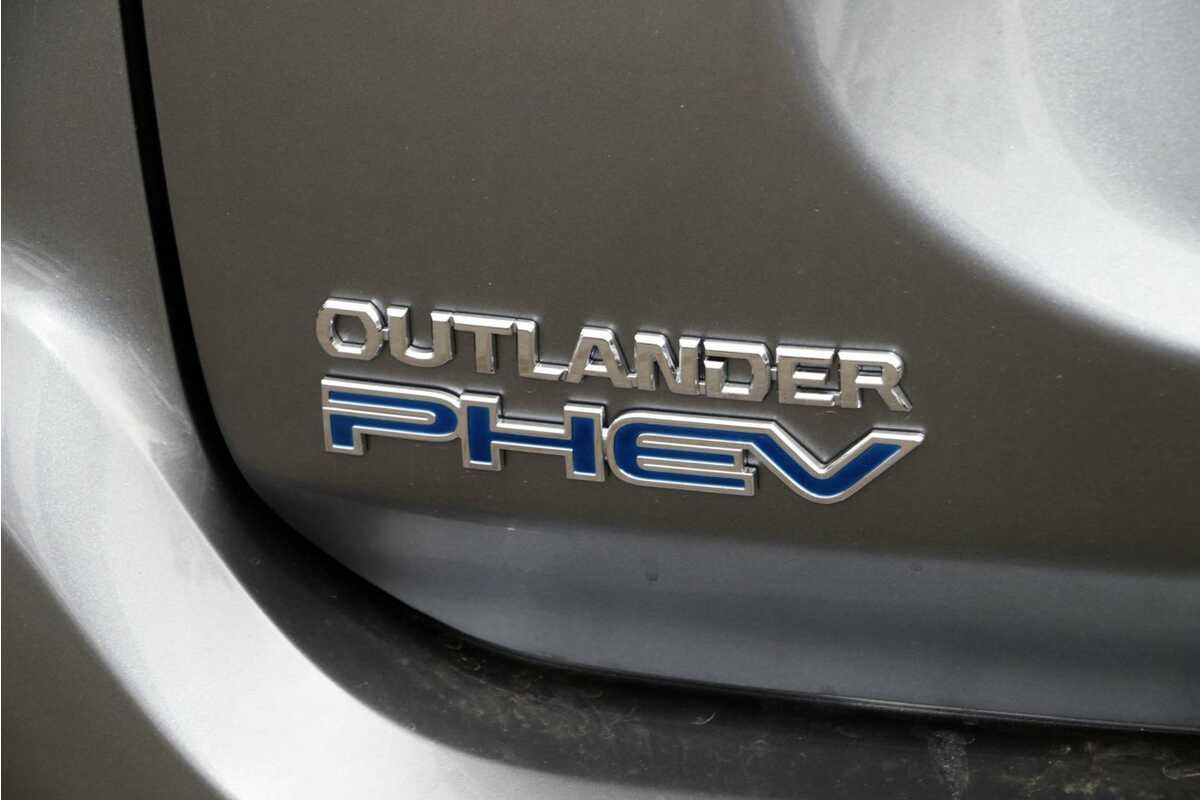 2020 Mitsubishi Outlander PHEV ES ADAS ZL