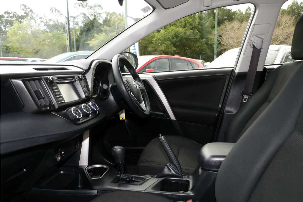2017 Toyota RAV4 GX ASA44R