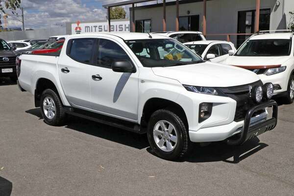 2023 Mitsubishi Triton GLX+ MR