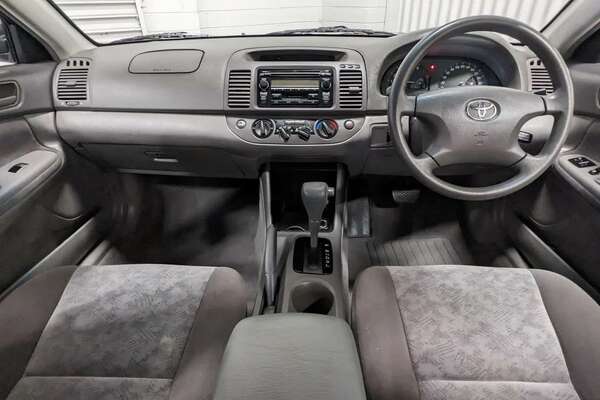 2004 Toyota Camry Altise MCV36R