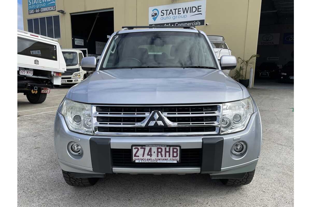 2010 Mitsubishi Pajero Platinum Edition NT