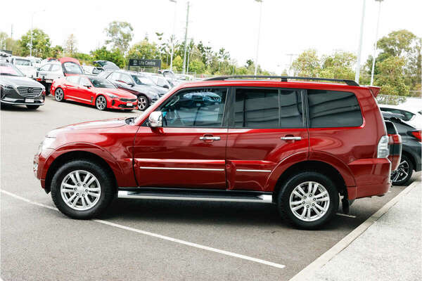 2018 Mitsubishi Pajero Exceed NX