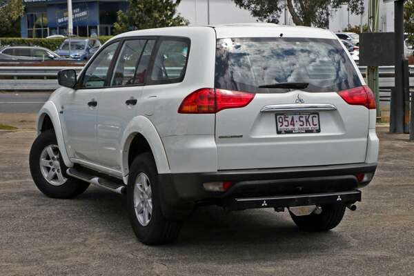 2012 Mitsubishi Challenger  PB