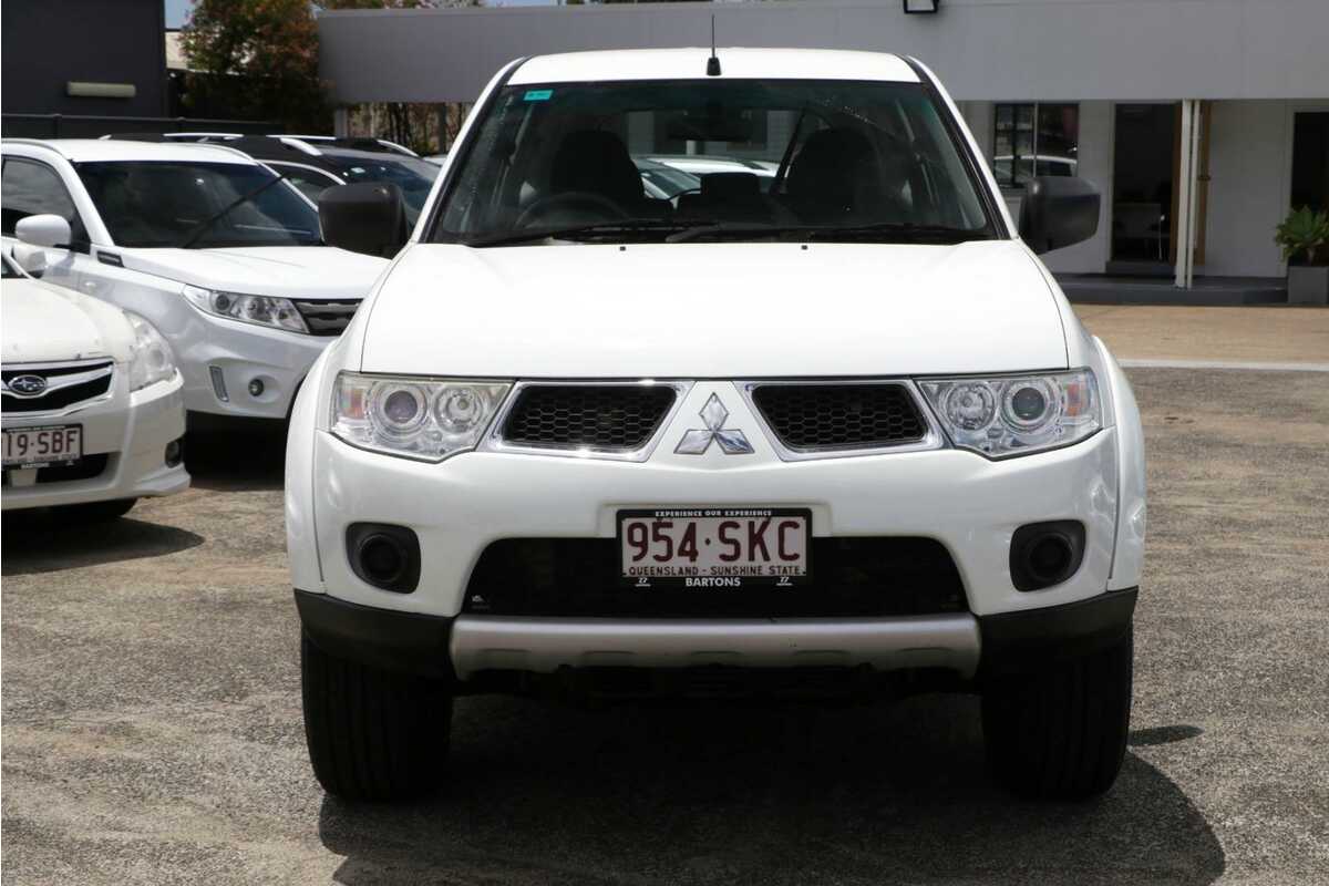 2012 Mitsubishi Challenger  PB