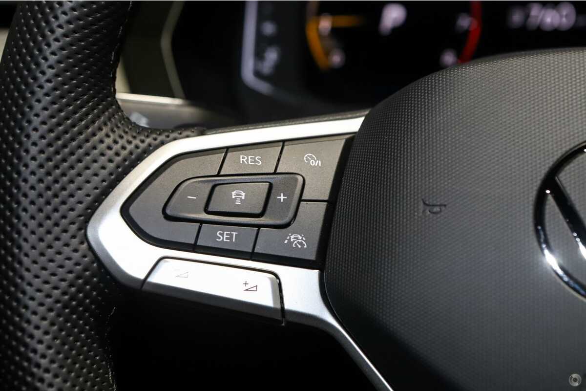 2022 Volkswagen Passat 206TSI R-Line B8