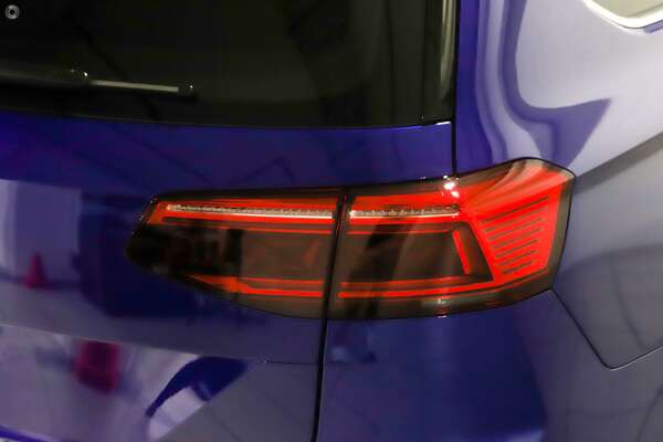 2022 Volkswagen Passat 206TSI R-Line B8