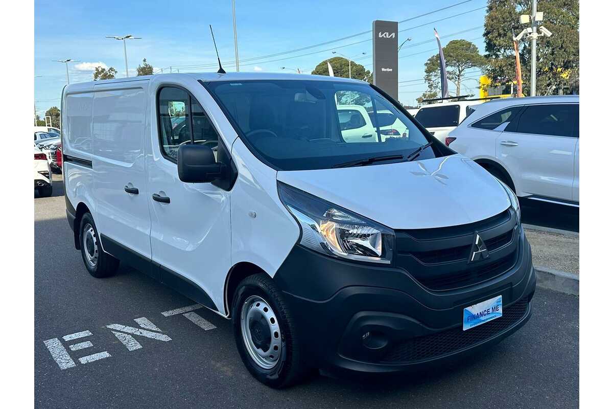 2021 Mitsubishi Express GLX SN