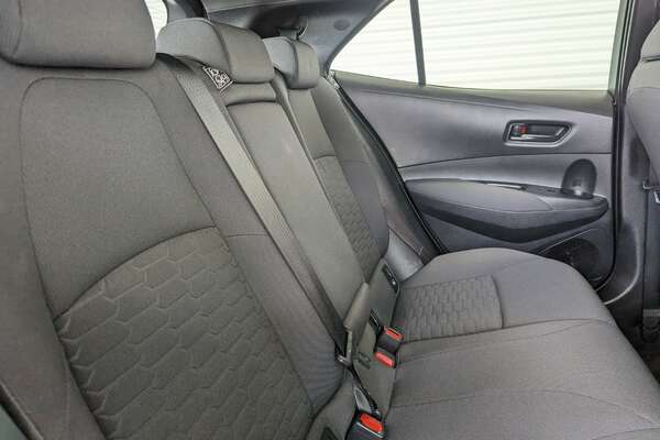 2022 Toyota Corolla ASCENT SPORT MZEA12R