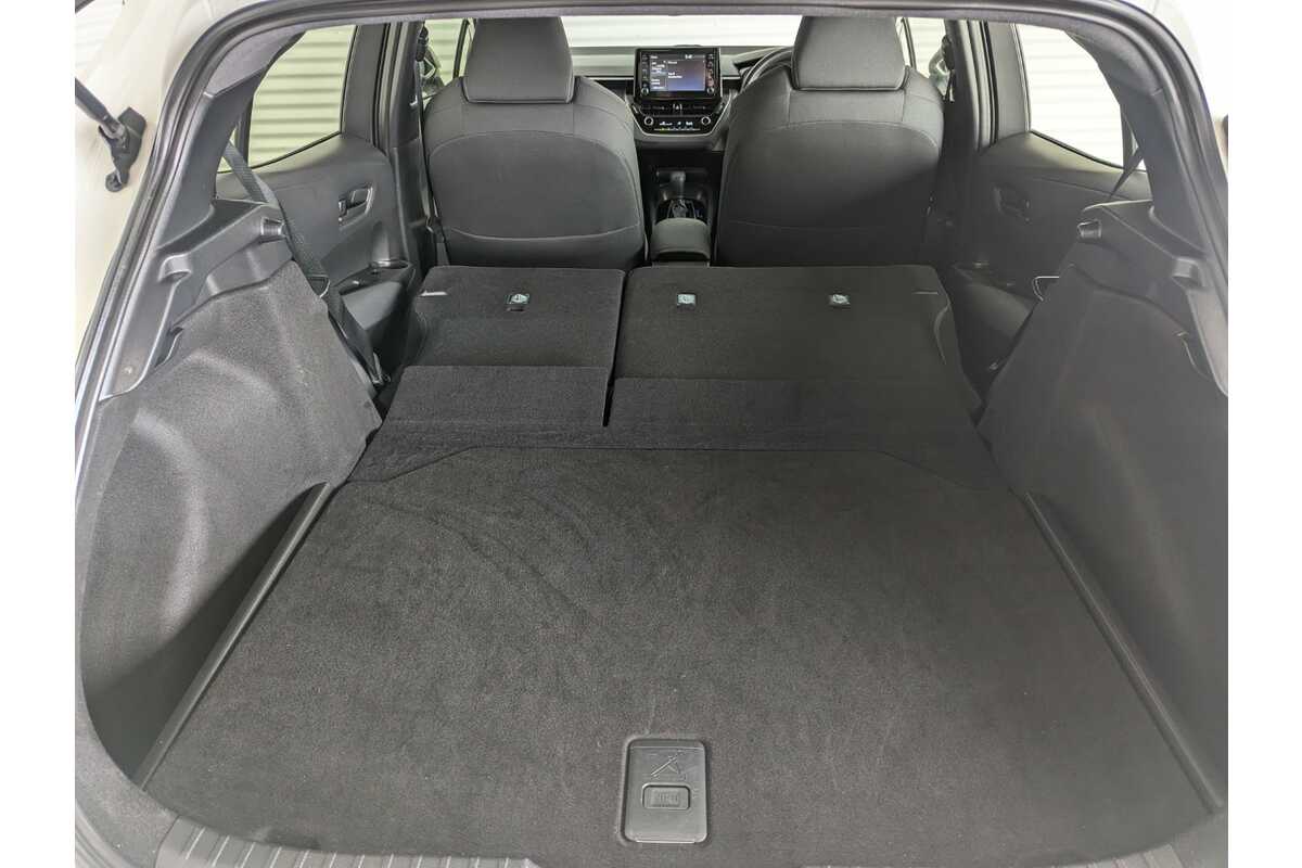 2022 Toyota Corolla ASCENT SPORT MZEA12R