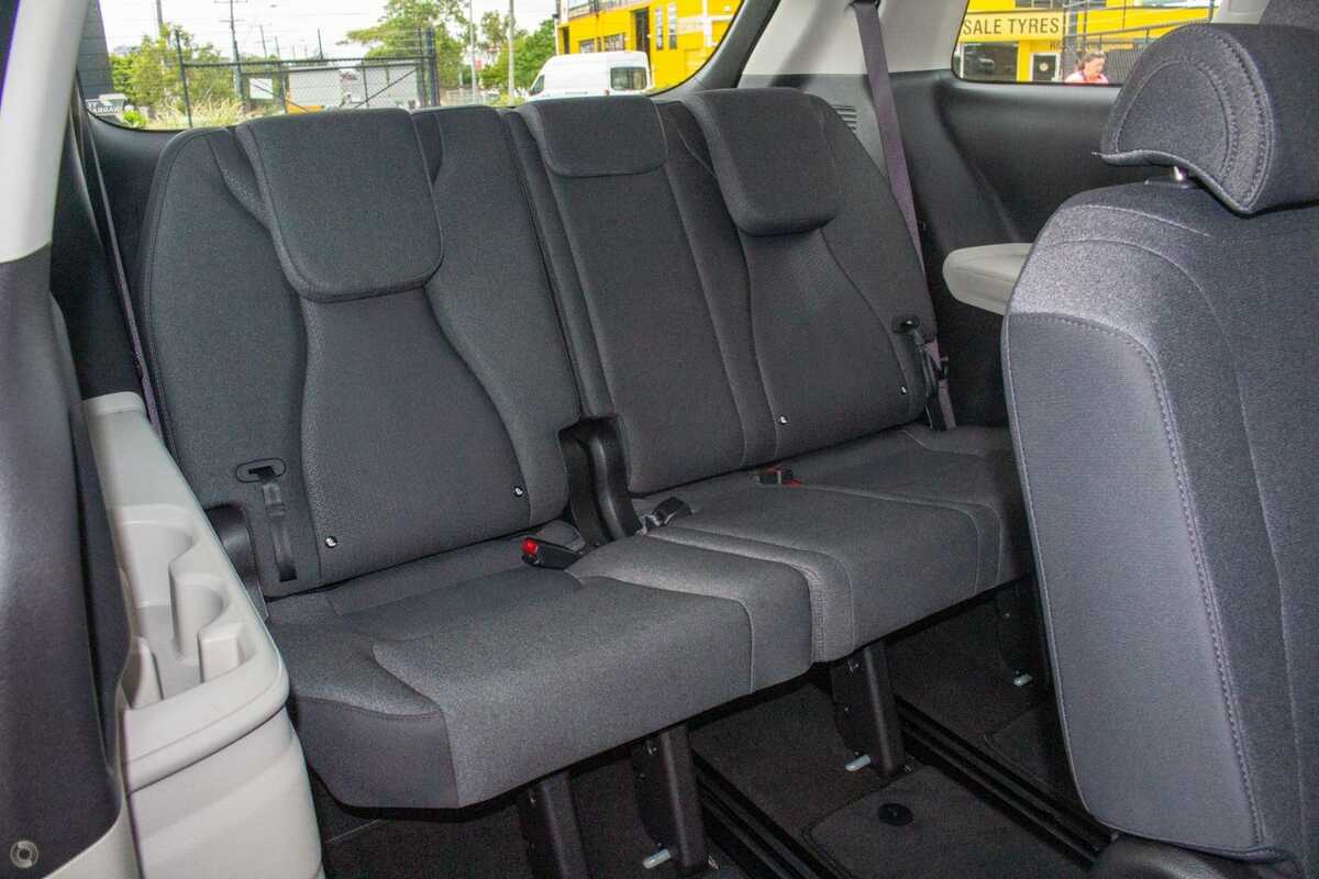 2023 Kia Carnival Si KA4