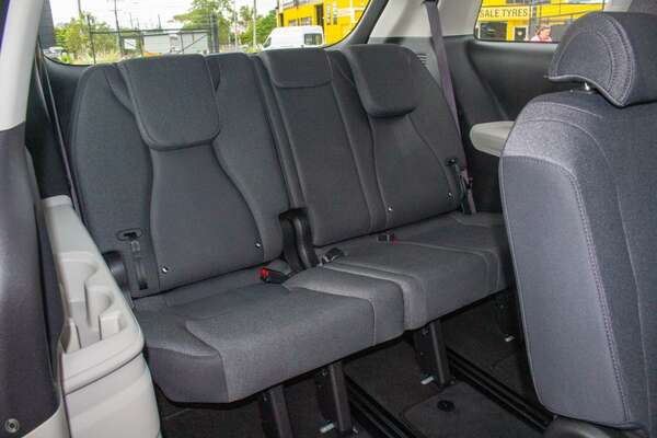 2023 Kia Carnival Si KA4