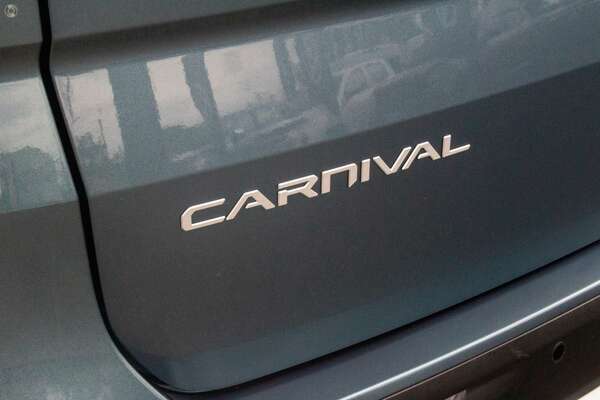 2023 Kia Carnival Si KA4