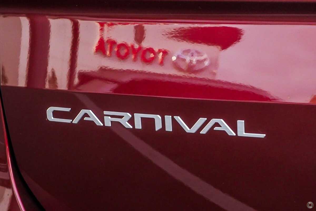 2023 Kia Carnival Si KA4