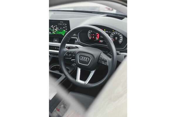 2020 Audi A4 35 TFSI S line B9