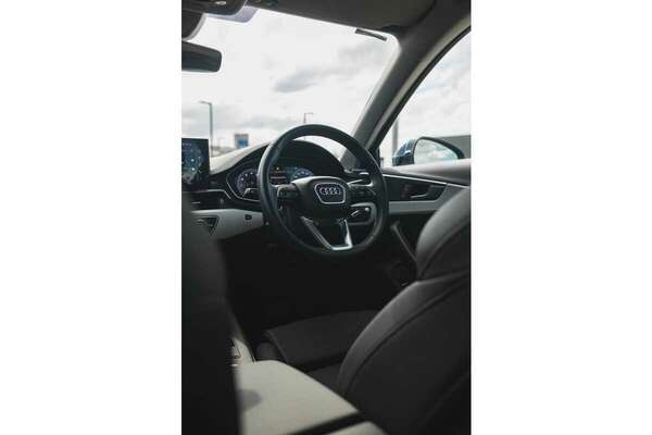 2020 Audi A4 35 TFSI S line B9