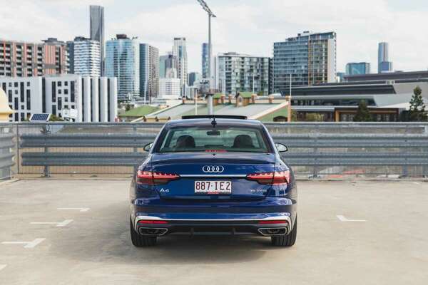 2020 Audi A4 35 TFSI S line B9