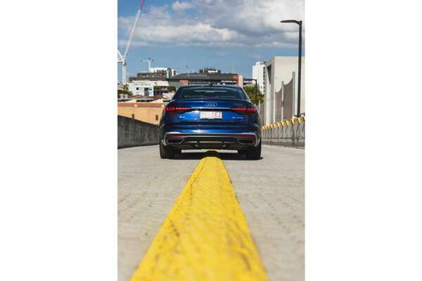 2020 Audi A4 35 TFSI S line B9
