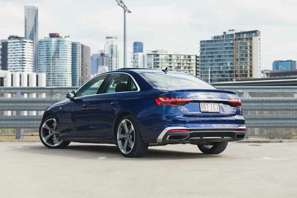2020 Audi A4 35 TFSI S line B9