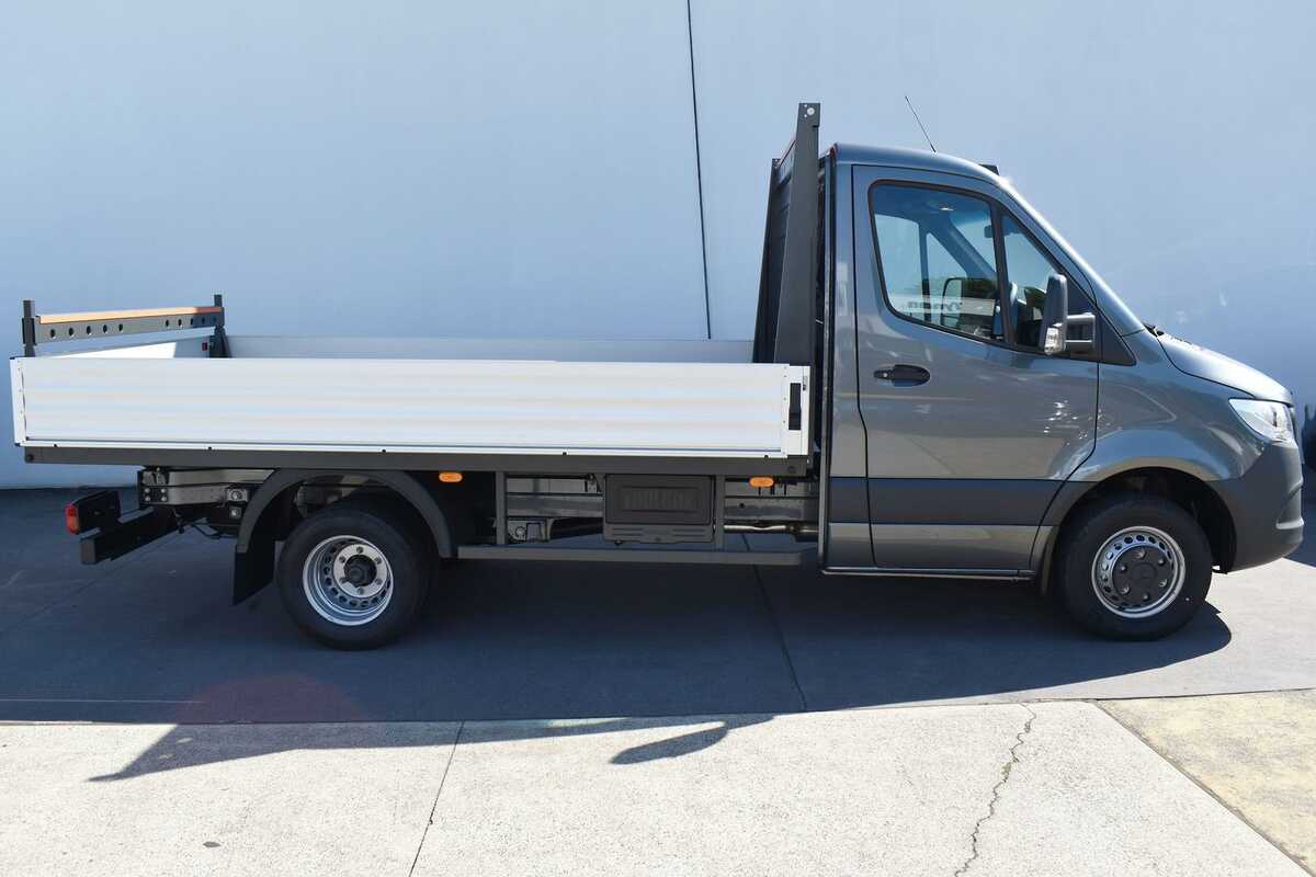 2023 Mercedes Benz Sprinter 517CDI VS30