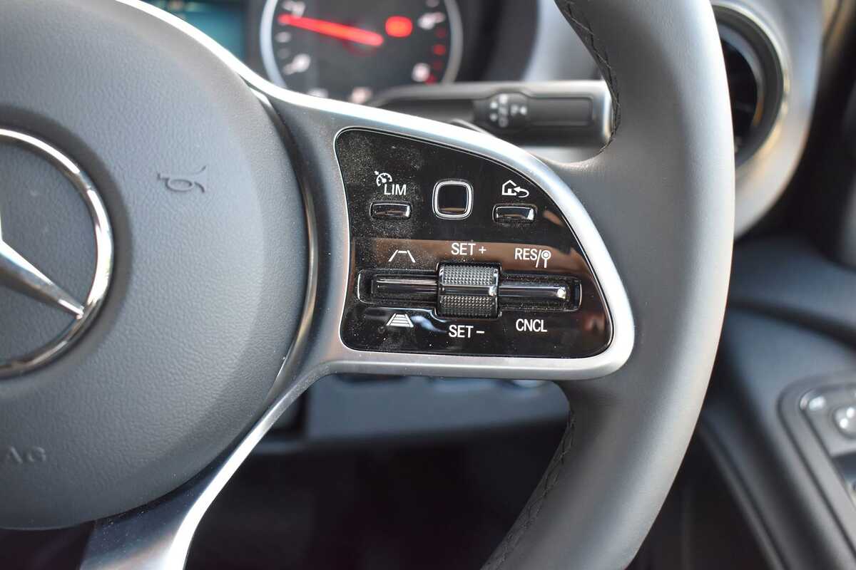 2023 Mercedes Benz Sprinter 517CDI VS30