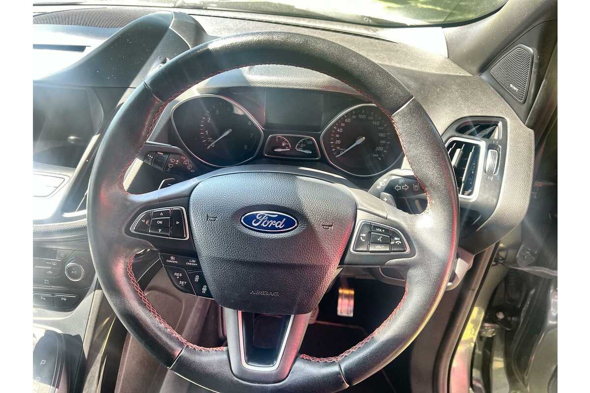 2018 Ford Escape ST-Line ZG