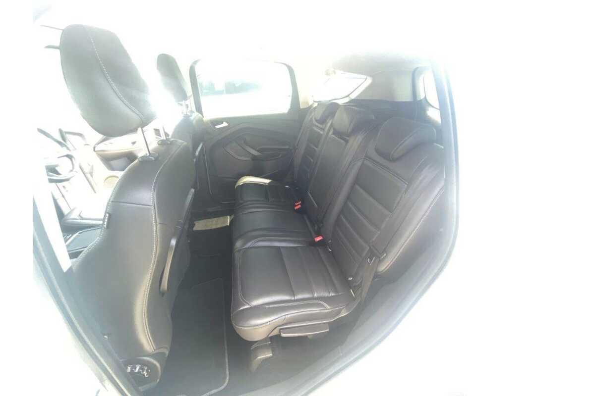 2019 Ford Escape TITANIUM ZG 2019.25MY