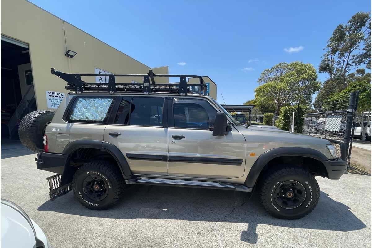 2004 Nissan Patrol ST (4x4) GU III