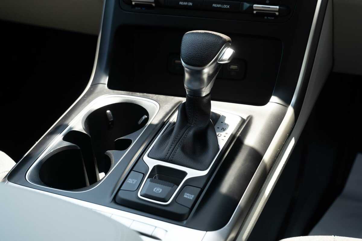 2023 Kia Carnival S KA4