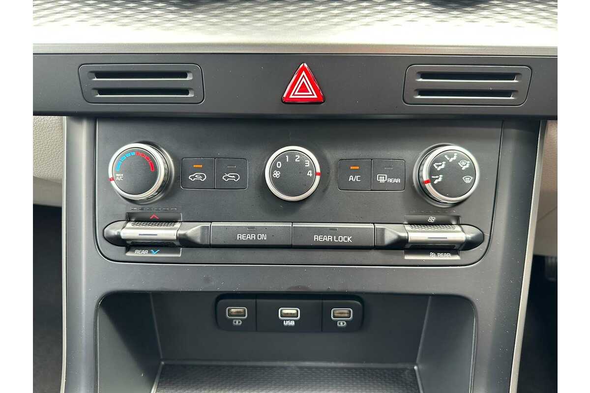 2022 Kia Carnival S KA4
