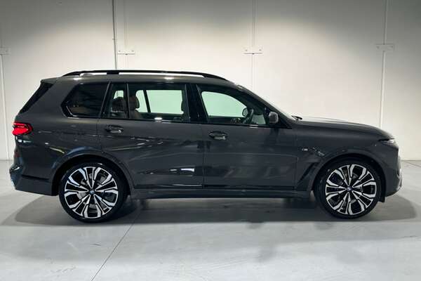2023 BMW X7 xDrive40d M Sport G07 LCI