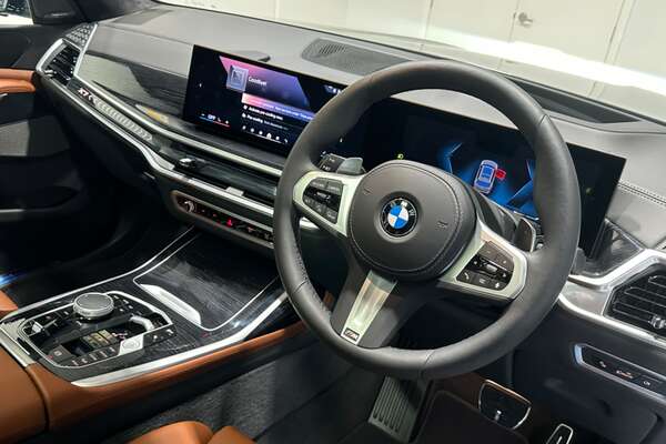 2023 BMW X7 xDrive40d M Sport G07 LCI