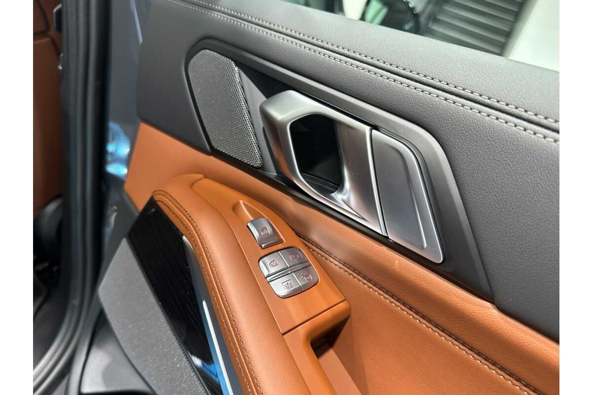 2023 BMW X7 xDrive40d M Sport G07 LCI