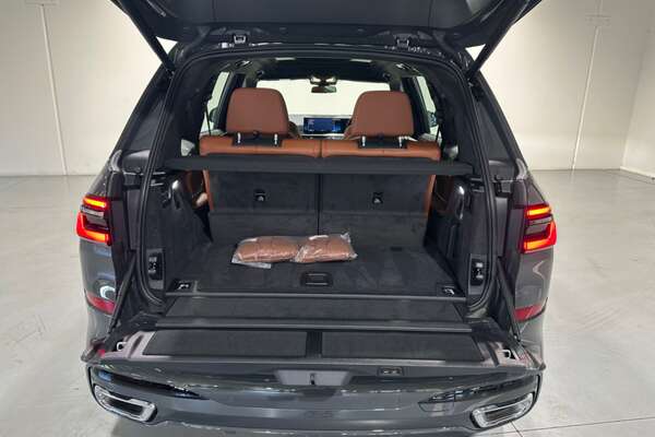 2023 BMW X7 xDrive40d M Sport G07 LCI