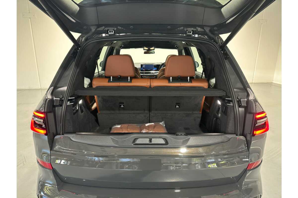2023 BMW X7 xDrive40d M Sport G07 LCI