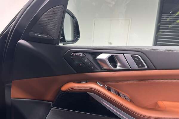 2023 BMW X7 xDrive40d M Sport G07 LCI