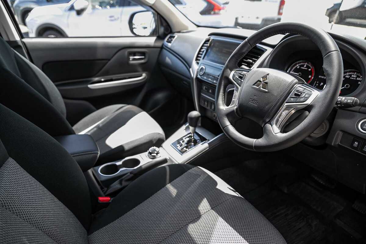 2023 Mitsubishi Triton GLS MR