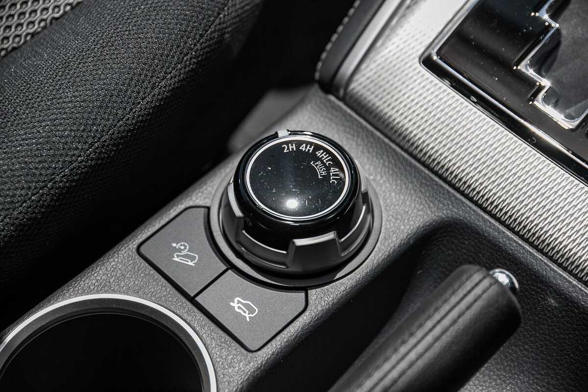 2023 Mitsubishi Triton GLS MR