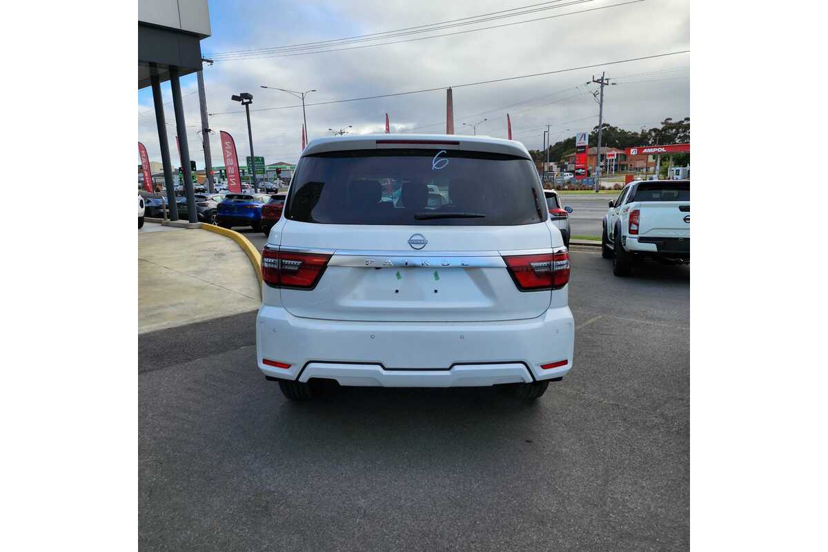 2023 Nissan Patrol Ti Y62
