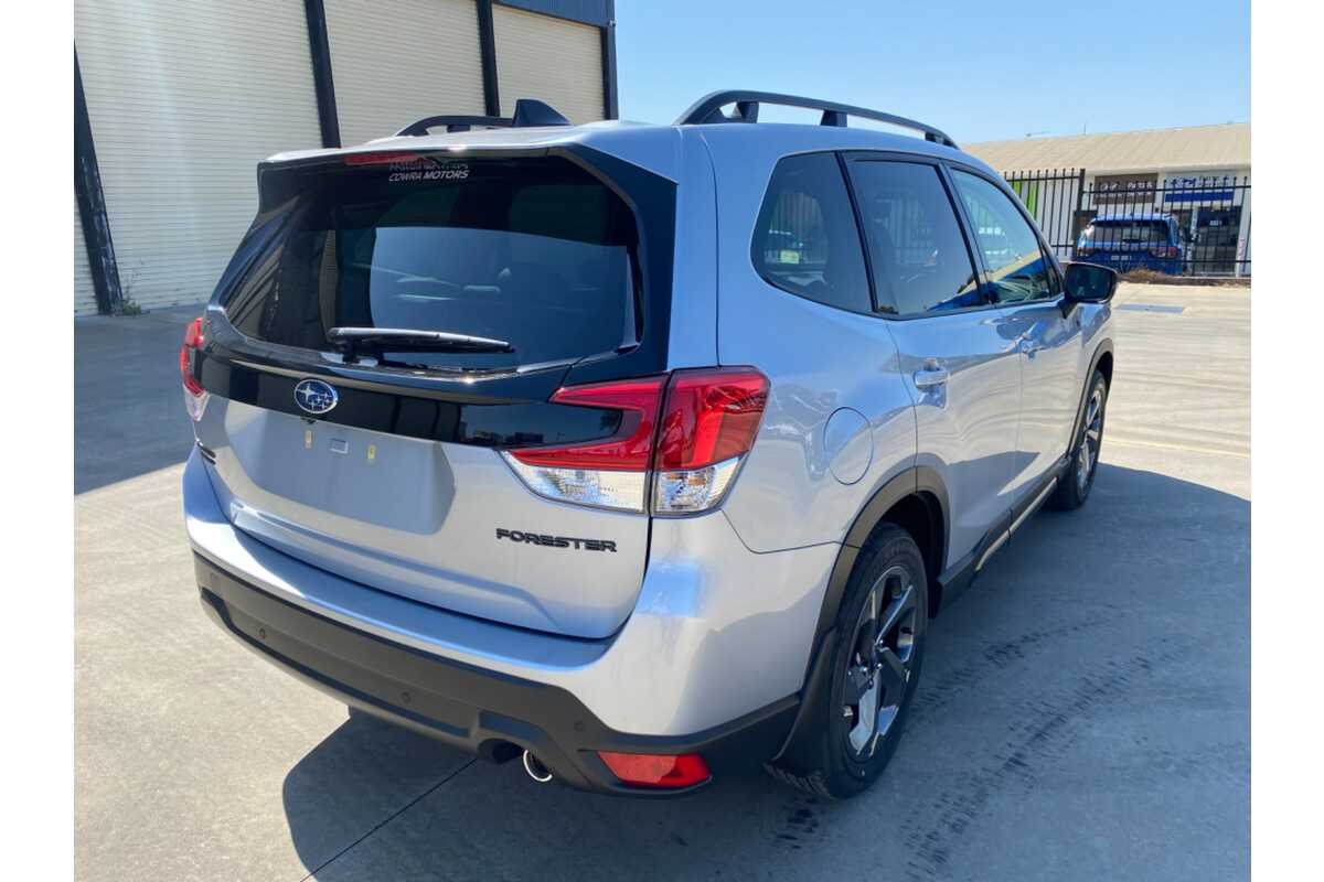 2023 Subaru Forester 2.5i-S 50 Years Edition S5