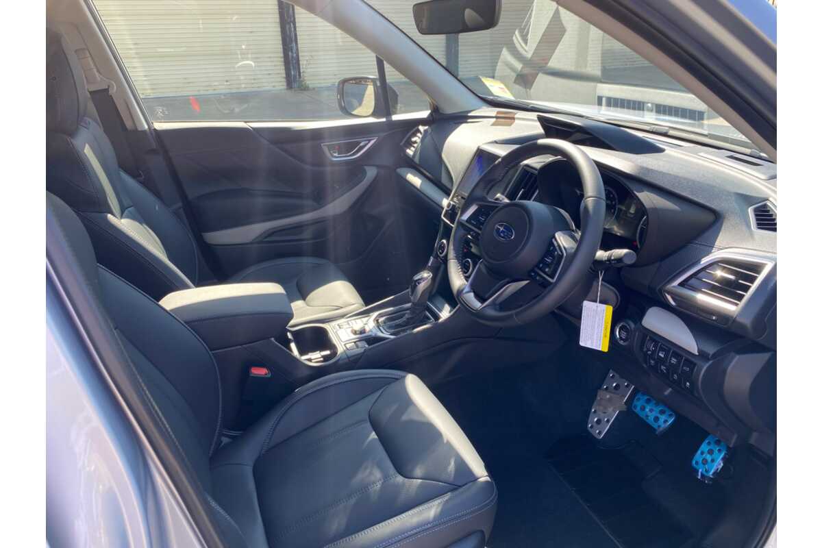 2023 Subaru Forester 2.5i-S 50 Years Edition S5