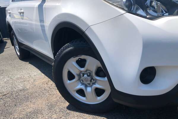 2013 Toyota RAV4 GX ASA44R