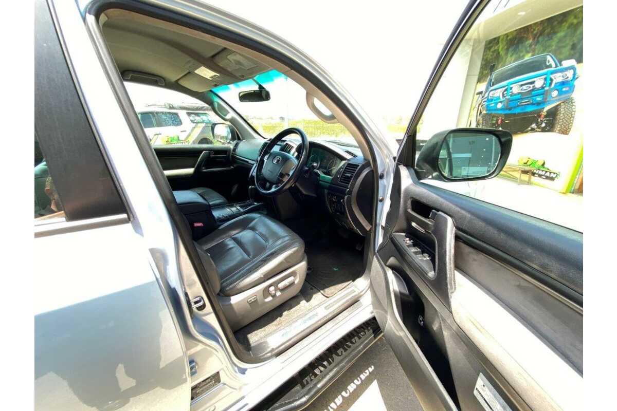 2010 Toyota Landcruiser GXL VDJ200R MY10